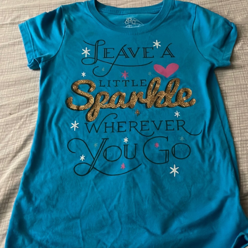 Short sleeve tee